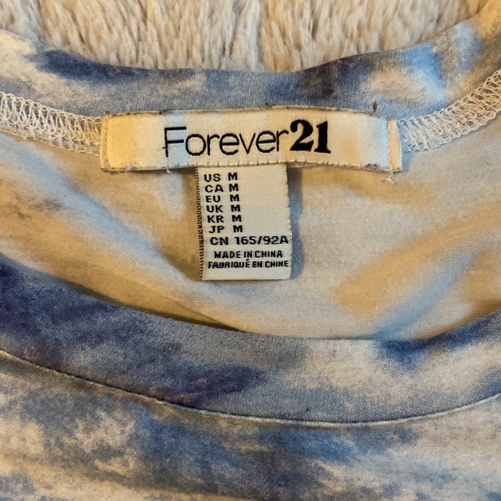 Forever 21 long sleeve - Picture 2 of 4